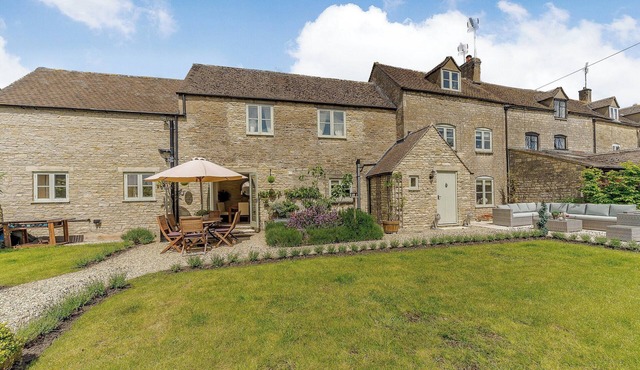 3 bedroom accommodation in Bisley, near Stroud