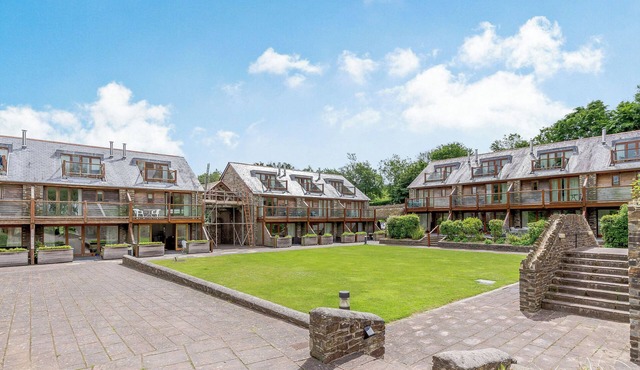 3 bedroom accommodation in Blackawton, near Totnes