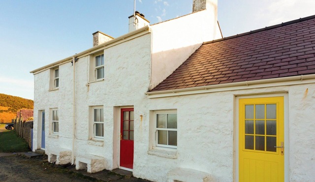 3 bedroom accommodation in Trefor