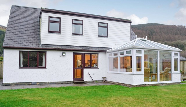 3 bedroom accommodation in Abergynolwyn, near Tywyn
