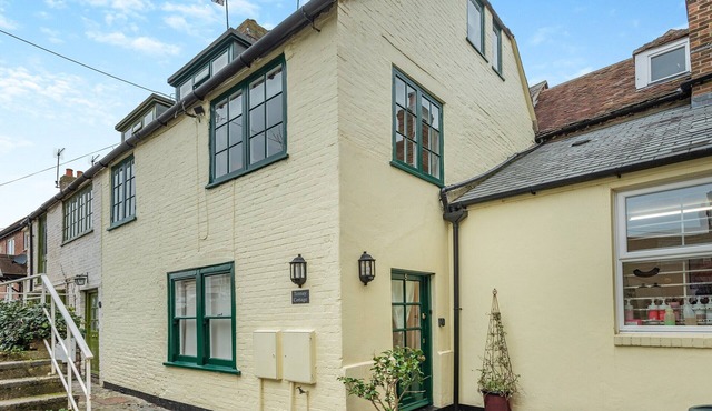 3 bedroom accommodation in Wareham