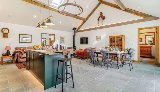 3 bedroom accommodation in Watton