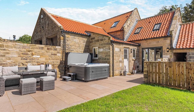 3 bedroom accommodation in Whitby, near Danby