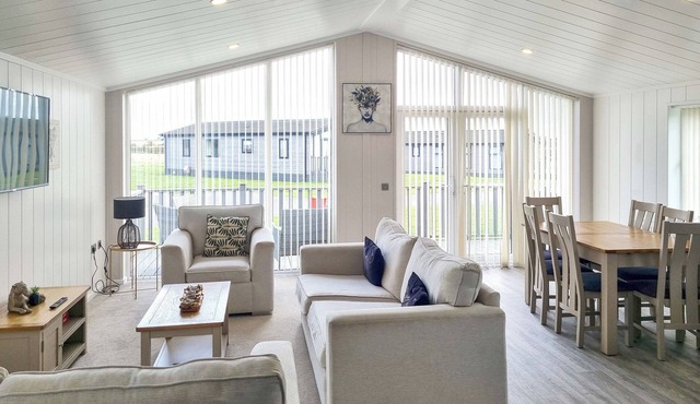 3 bedroom accommodation in Fitling, near Burton Pidsea