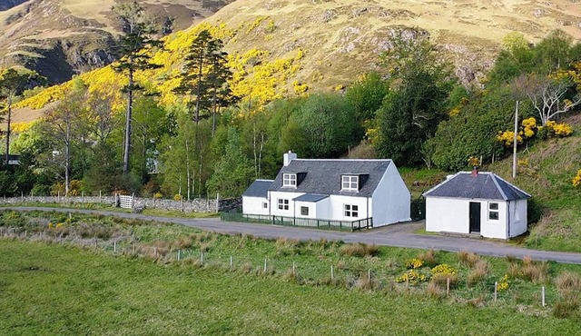 3 bedroom accommodation in Arnisdale, Kyle of Lochalsh