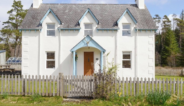 3 bedroom accommodation in Rosehall, near Lairg