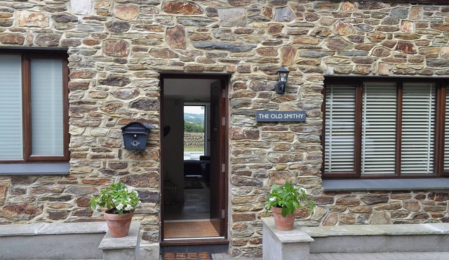 3 bedroom accommodation in Penelewey, near Truro