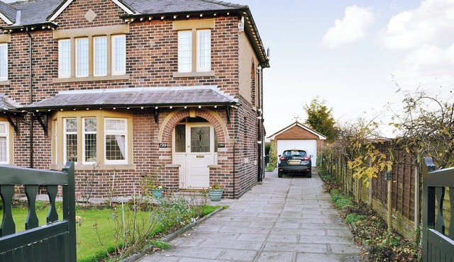 3 bedroom accommodation in Wrightington, near Wigan