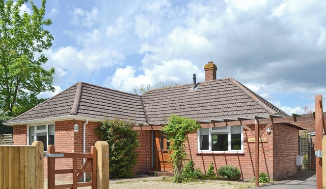 3 bedroom accommodation in Brockenhurst, near Lyndhurst