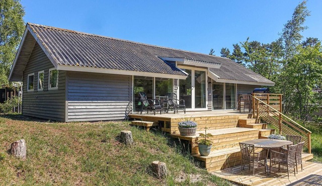 3 bedroom amazing home in Aakirkeby