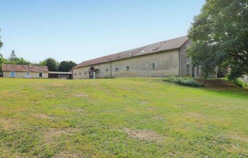 3 Bedroom Amazing Home In Monthenault