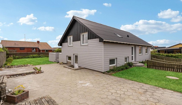 3 bedroom amazing home in Ulfborg