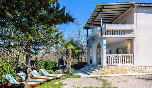 3 bedroom amazing home in Malinska