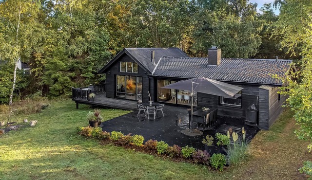 3 bedroom amazing home in Knebel