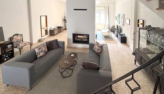 3 bedroom amazing home in Llaurí