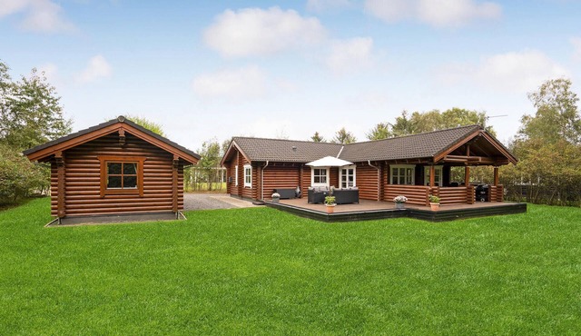 3 bedroom amazing home in Farsø