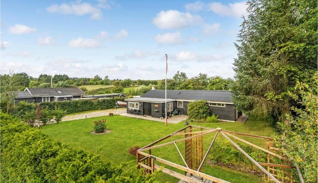 3 Bedroom Amazing Home In Højslev