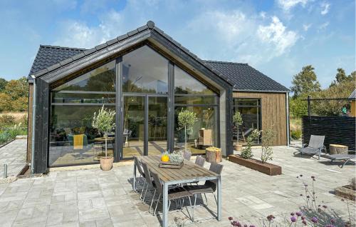 3 Bedroom Amazing Home In Nexø