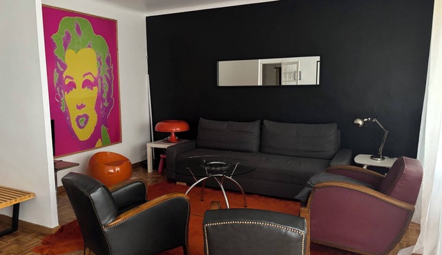 3-bedroom apartment + Parking Aix center
