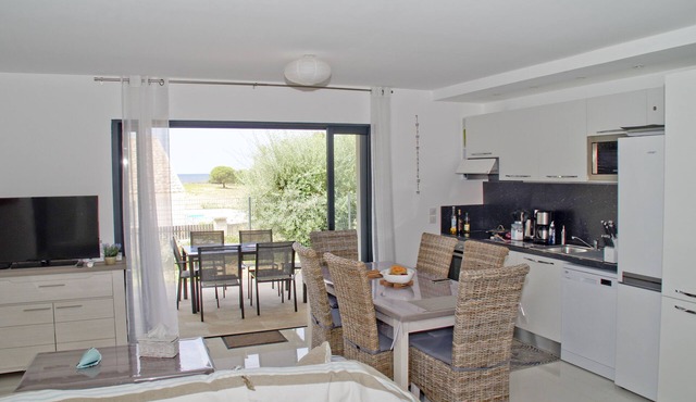 3-bedroom apartment, 80 m2, Air-conditioning, Terrace, Garden, Beaches nearby, Fiber.