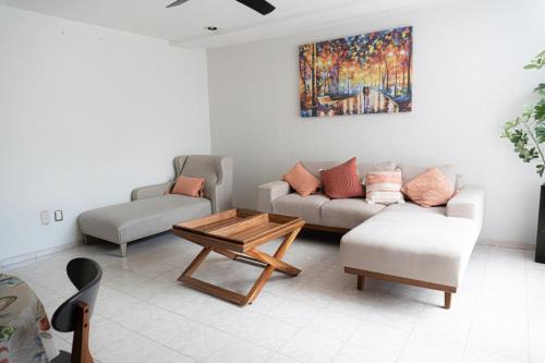 3 bedroom apartment 5 beds l 2,5 bathrooms l 2 cars