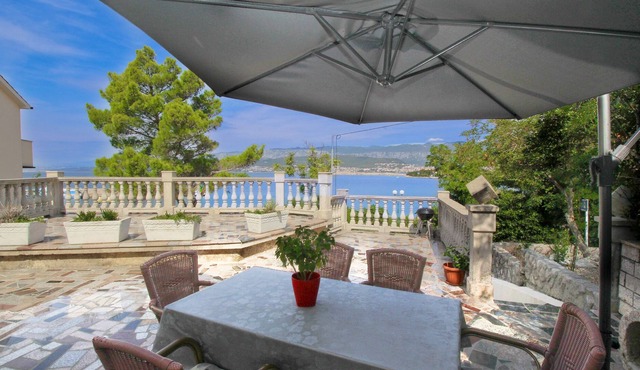 3 bedroom apartment Dražen with sea view