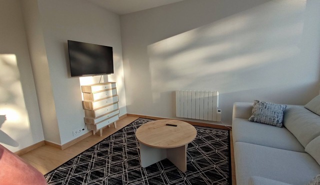 3-bedroom apartment + balcony and parking