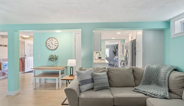 3 Bedroom Apt Walk to Beach with Yard & Fire Pit