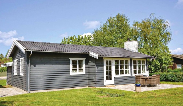 3 bedroom awesome home in Kirke Hyllinge