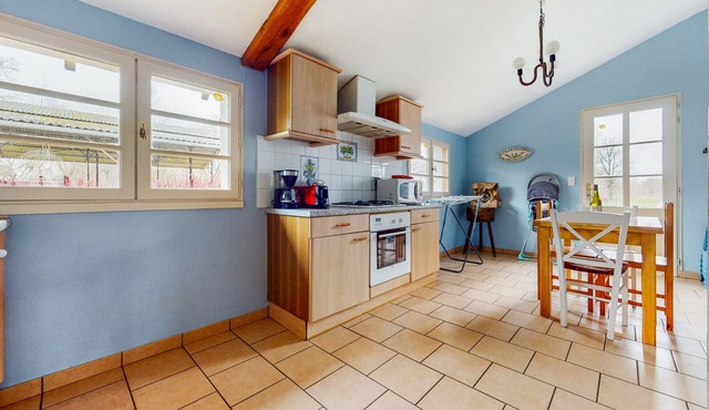 3 bedroom awesome home in Villeherviers