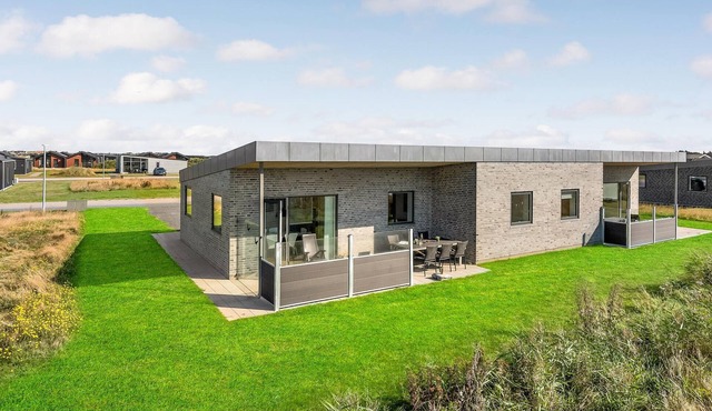 3 bedroom awesome home in Ringkøbing