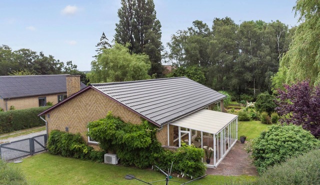 3 bedroom awesome home in Horslunde