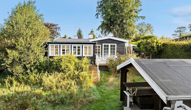 3 bedroom awesome home in Hornbæk