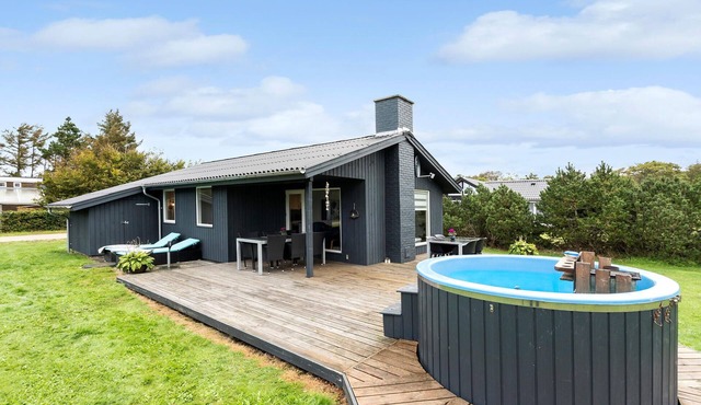 3 bedroom awesome home in Ulfborg