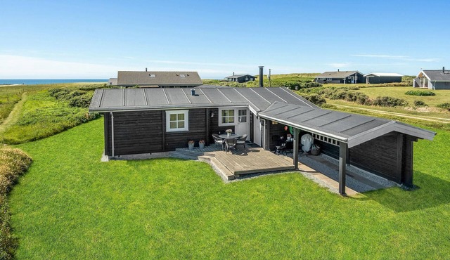 3 bedroom awesome home in Løkken