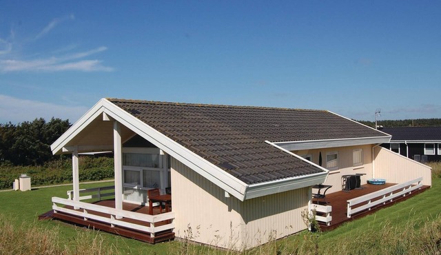 3 bedroom awesome home in Løkken