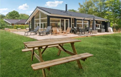 3 Bedroom Awesome Home In Gørlev