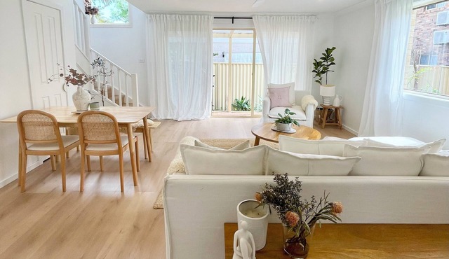 3-bedroom Beach Side Cozy Coffs Harbour Townhouse