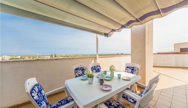 3 Bedroom Beautiful Apartment In Torreblanca
