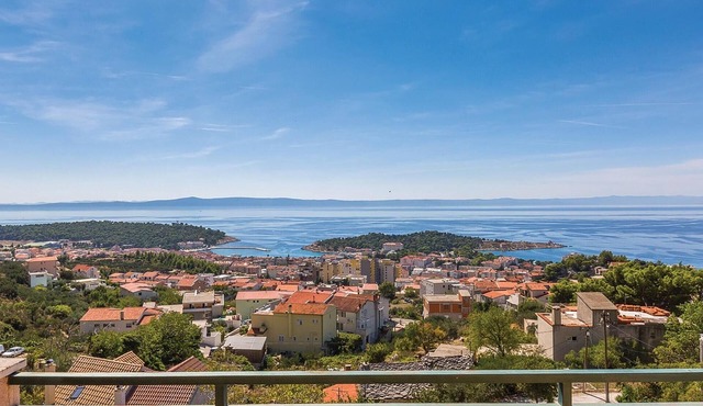 3 bedroom beautiful apartment in Makarska