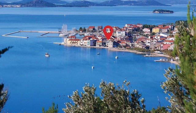 3 bedroom beautiful apartment in Pirovac