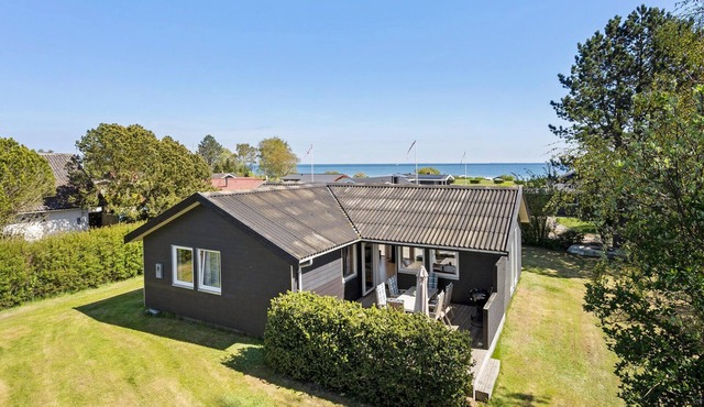 3 bedroom beautiful home in Hesselager