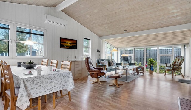 3 bedroom beautiful home in Højslev