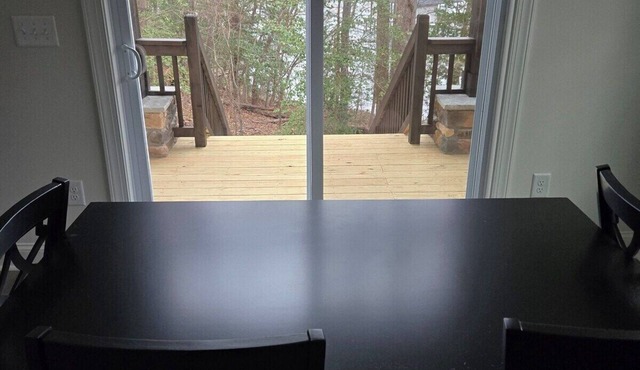 3-bedroom bungalow with Lake Gaston/Roanoke Rapids Lake views.