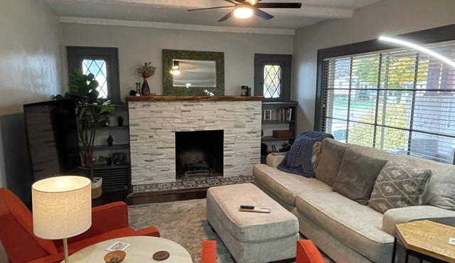 3-bedroom bungalow in West Akron. Family and pet friendly walkable neighborhood.