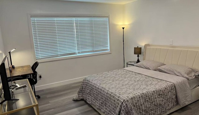 3-bedroom bungalow in fantastic Baldwin Park with WiFi, AC