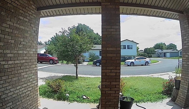 3-bedroom castle in delightful Greeley with AC, fitness room, WiFi
