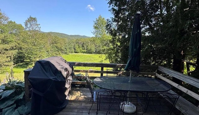 3-bedroom condo and 2 full baths at Jiminy Peak; 15 min from Williamstown!