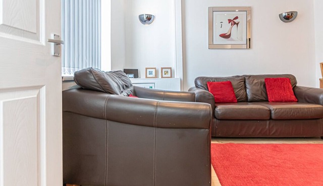 3 Bedroom Contractor Accommodation in Preston | Ideal for Long or Short Stays