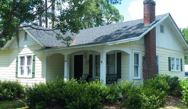 3-bedroom cottage, 14 minutes to Okefenokee National Wildlife Refuge